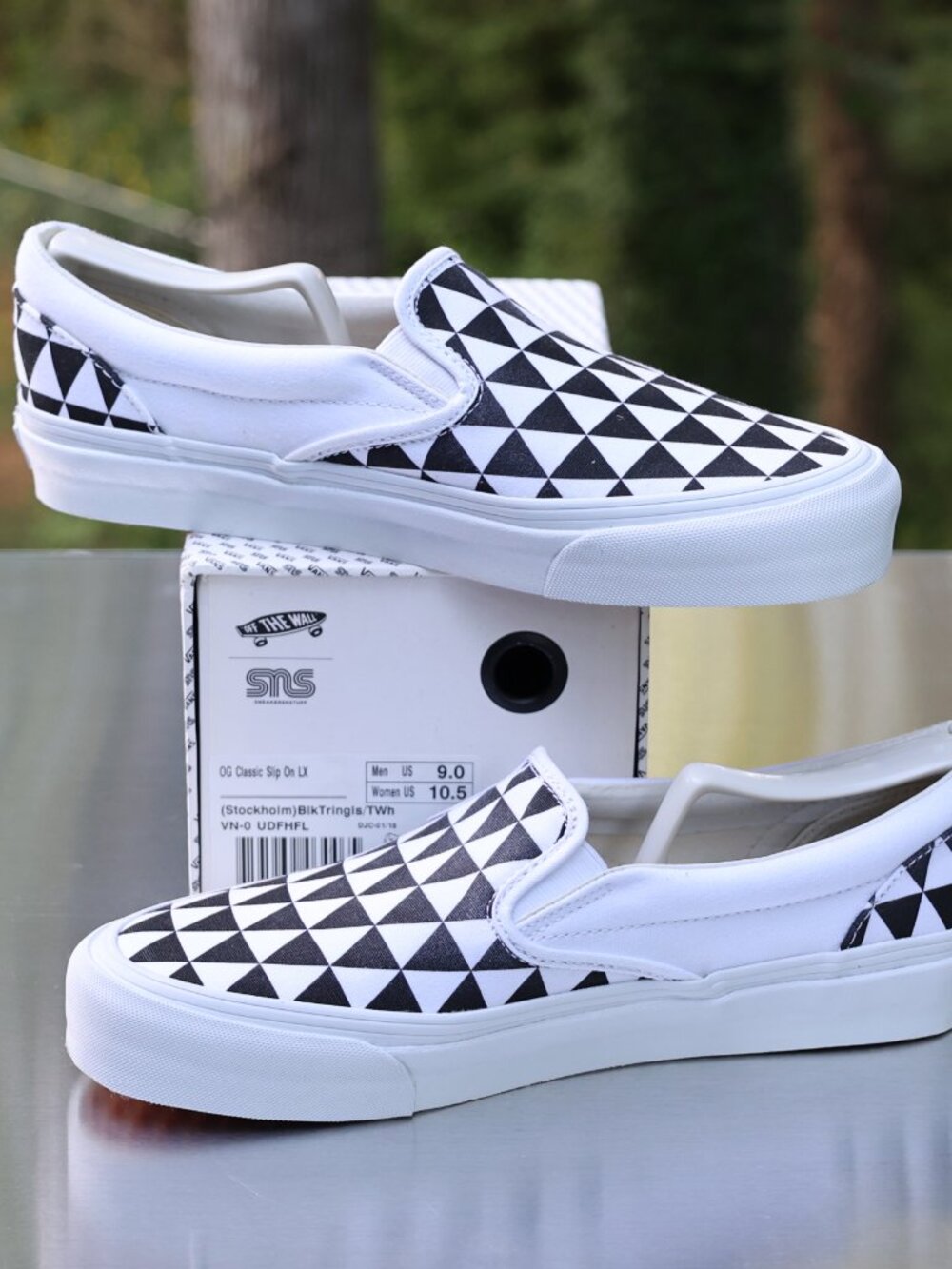 Vans Sneakersnstuff x OG Classic Slip On LX Stockholm 2015 - Picture 9 of 14